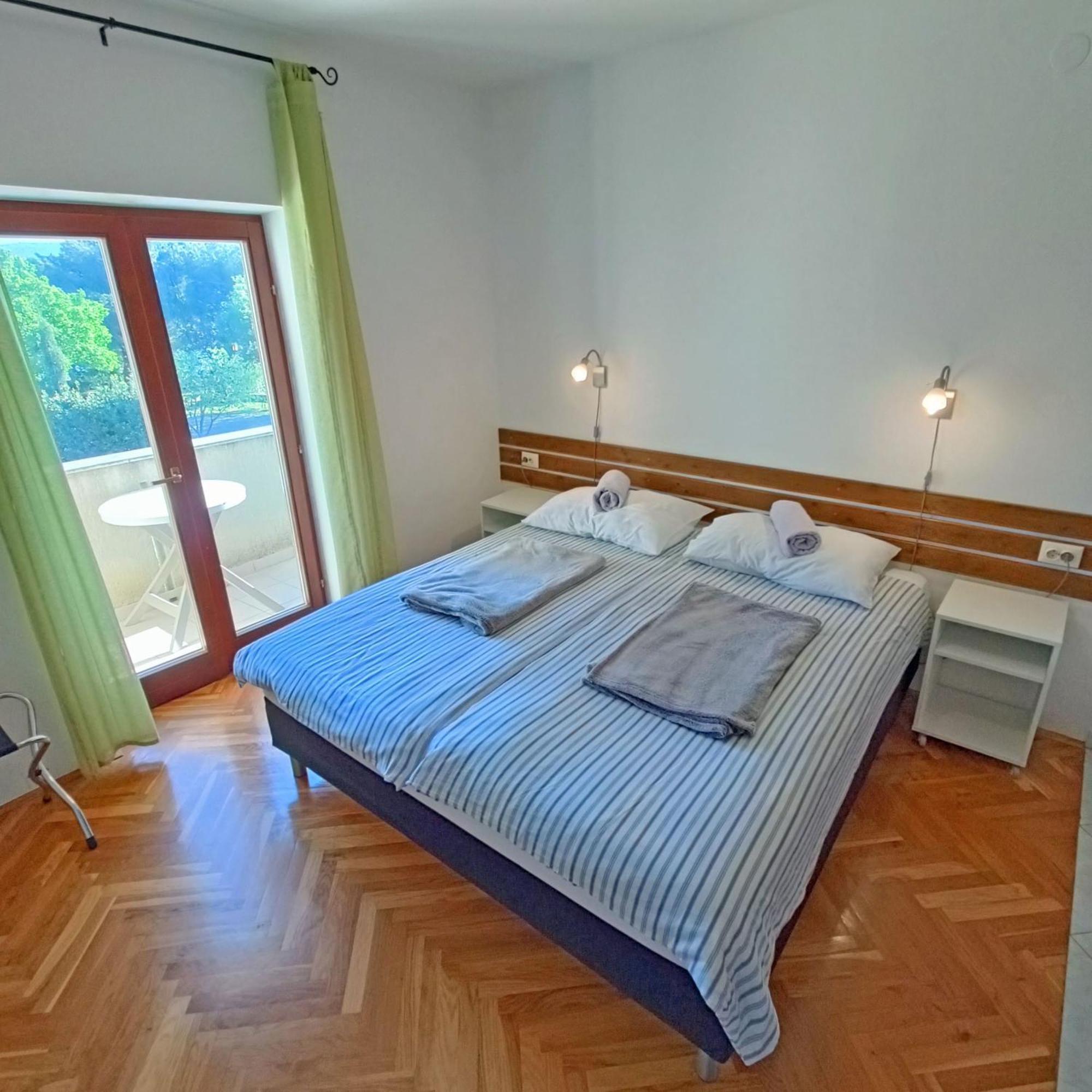 Paklenica Sport Apartments ستاريغغاد باكلينتسا الغرفة الصورة