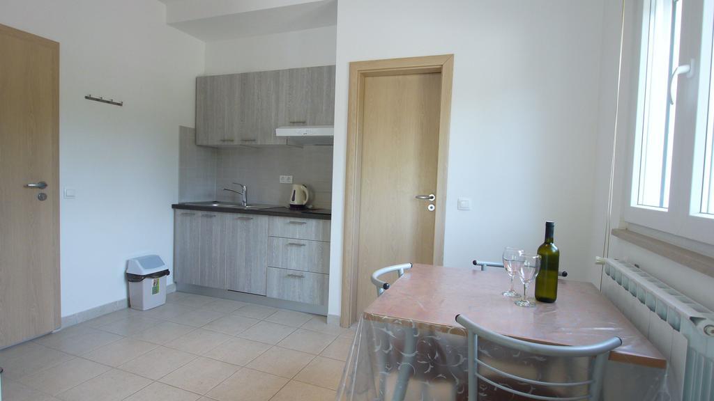 Paklenica Sport Apartments ستاريغغاد باكلينتسا المظهر الخارجي الصورة